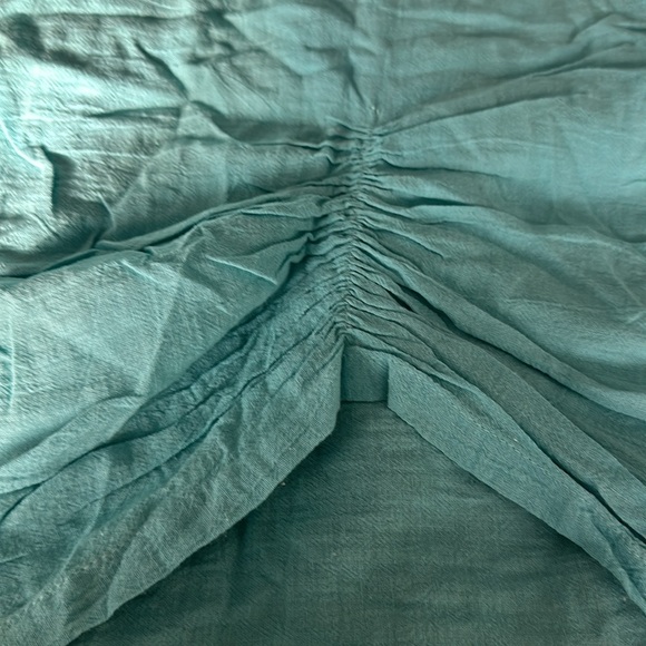 Artists & Revolutionaries Square Top, Turquoise - Picture 3 of 11